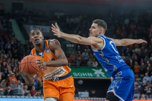 从初出茅庐 从初出茅庐