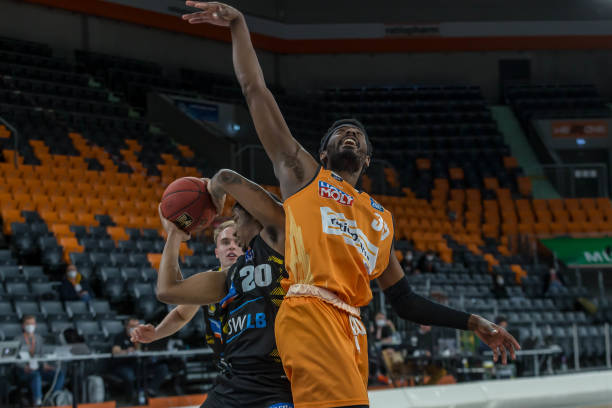 调整为更多 调整为更多